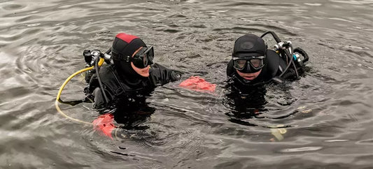 How to Stay Warm & Safe During Cold Water Diving?